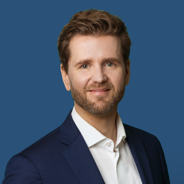 Nomos poursuit son développement sur les enjeux Tech, Data et Intelligence artificielle avec la nomination de Sylvain Naillat comme associé